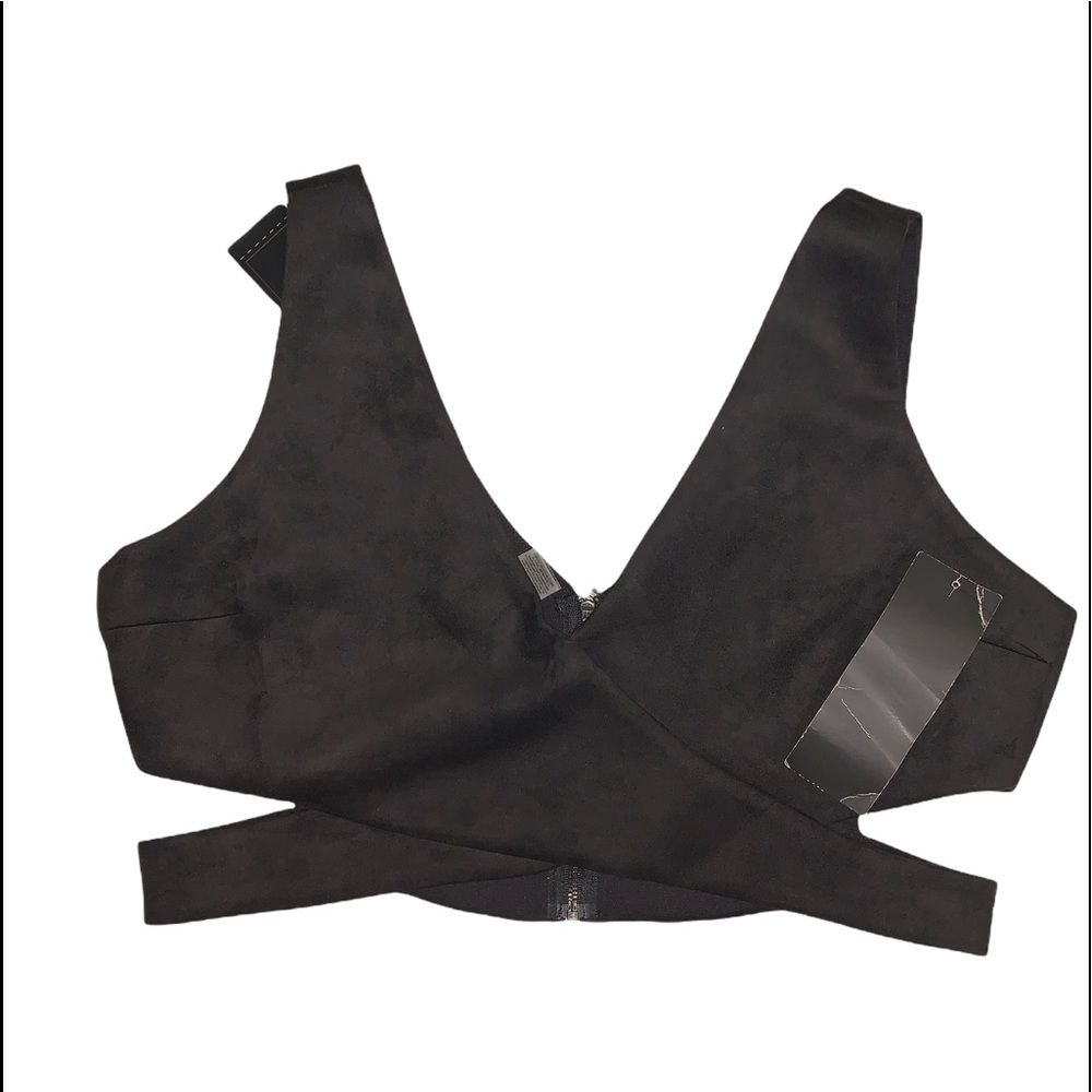 ✨BCBG Dae Crop Top Size L